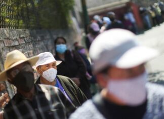 Свыше 174,6 тысяч человек умерли из-за последствий COVID-19 в Мексике