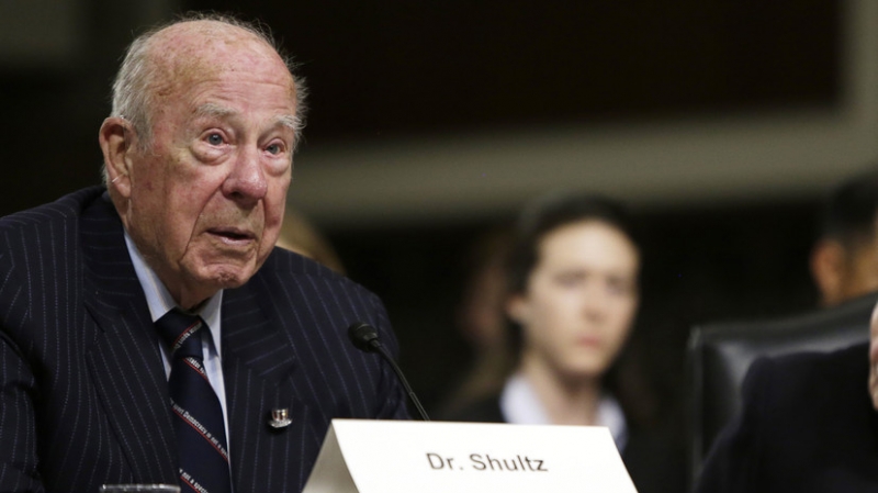 Умер бывший американский госсекретарь Шульц