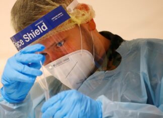 В Германии за сутки выявили более 8 тысяч случаев коронавируса