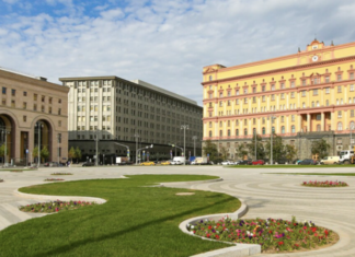 В голосовании по памятнику на Лубянке лидирует Александр Невский