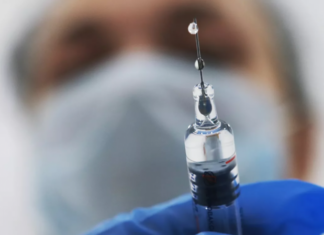 В Минздраве назвали условия хранения вакцины от коронавируса «КовиВак»