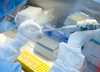 В Сербии за сутки выявили более 3200 случаев коронавируса