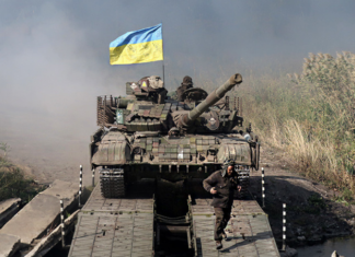 Власти Украины проверят боеготовность войск в Донбассе