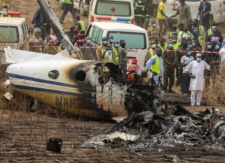 Военный самолёт потерпел крушение в Нигерии