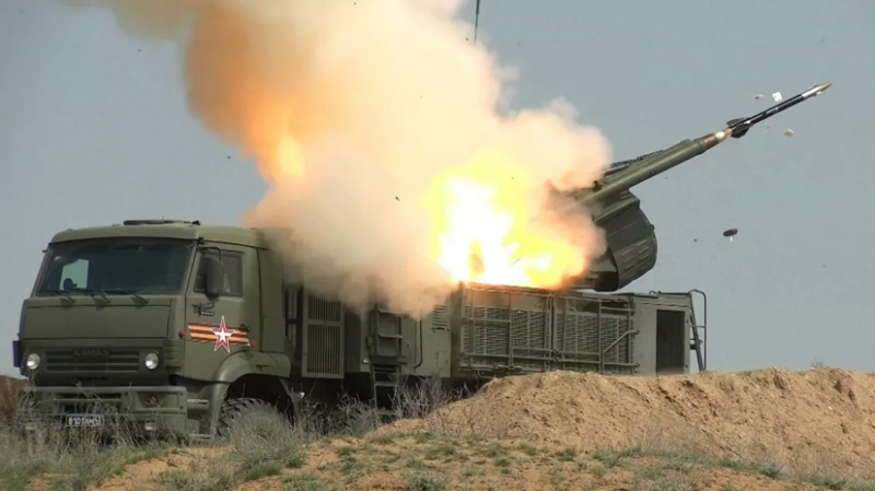 ЗРПК&nbsp;&laquo;Панцирь&raquo; отразил атаку беспилотников на учениях в Крыму