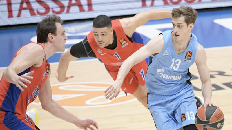 ЦСКА победил &laquo;Зенит&raquo; и вышел в плей-офф баскетбольной Евролиги