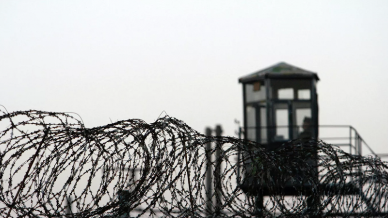 Экс-замглавы управления Минобороны осудили на 6,5 года за взятку