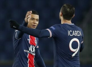 Гол Мбаппе с пенальти помог ПСЖ сыграть вничью с «Барселоной» и выйти в четвертьфинал ЛЧ