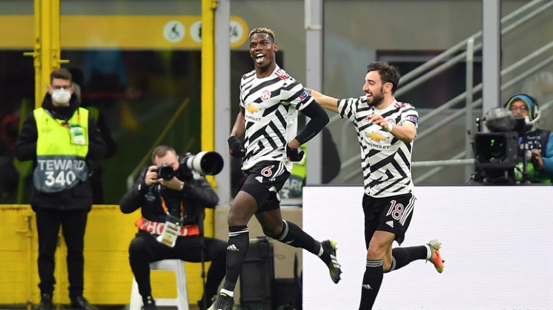 Гол Погба принёс МЮ победу над &laquo;Миланом&raquo; и вывел в 1/4 финала ЛЕ