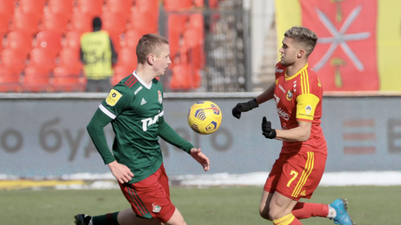 Гол Смолова помог «Локомотиву» разгромить «Арсенал» в матче РПЛ