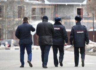 Источник рассказал о крупном арсенале оружия в доме стрелка в Мытищах