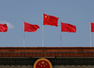 Китай ввёл ответные санкции против США и Канады