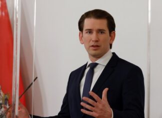 Курц призвал регулятор допустить «Спутник V» на рынок ЕС