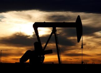 Мировые цены на нефть растут в ходе торгов 31 марта