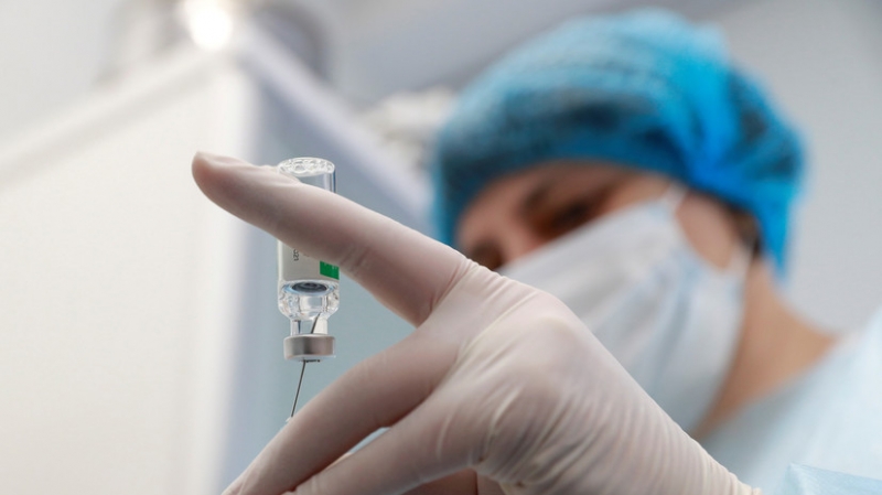 На Украине на прививку от COVID-19 записались более 247 тысяч человек