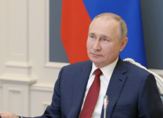 Путин исключил введение искусственных запретов на отдых за границей