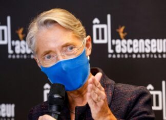 У министра труда Франции выявили коронавирус