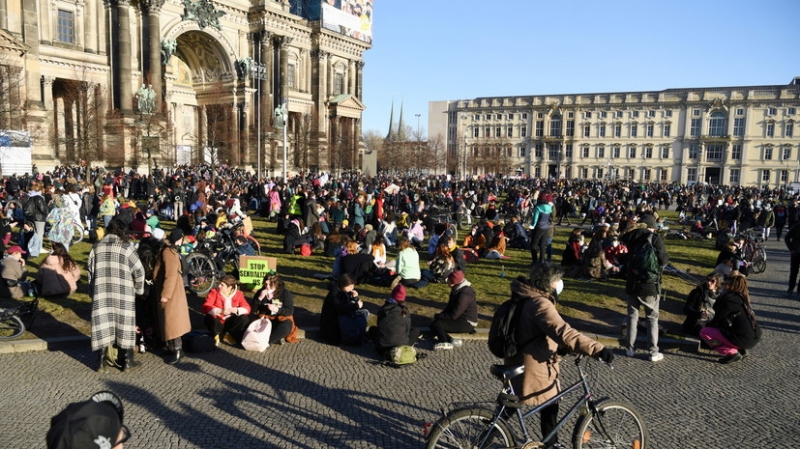 В Германии за сутки выявили более 5 тысяч случаев коронавируса