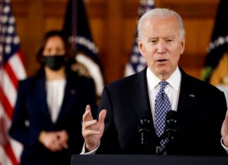 В США заявили об угрозе национальной безопасности из-за оговорок Байдена