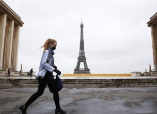 Во Франции число случаев коронавируса превысило 4,6 млн