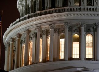 Axios: в США сенаторы поддерживают проведение встречи Путина и Байдена