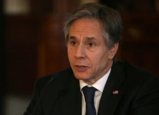 Блинкен обсудил с главой МИД Израиля гуманитарную помощь Палестине