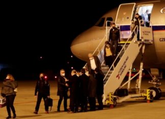 Чехия потребовала от России вернуть высланных чешских дипломатов в Москву