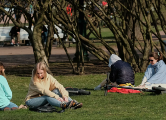 Дополнительные выходные в мае будут обязательными не для всех компаний