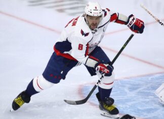 Дубль Овечкина помог «Вашингтону» обыграть «Филадельфию» в матче НХЛ