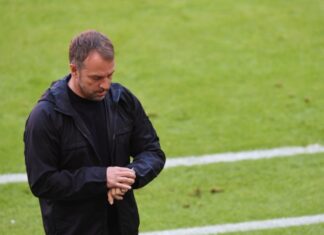 Флик объявил об уходе из «Баварии» в конце сезона