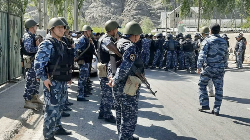 Минздрав Киргизии уточнил число пострадавших в перестрелке на границе