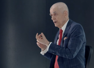 Онищенко заявил об «интеллигентности» нынешней пандемии