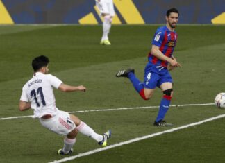 «Реал» обыграл «Эйбар» и поднялся на второе место в Примере