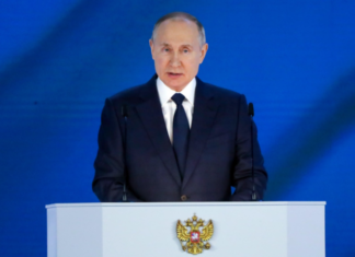 Речь Макрона на саммите по климату прервали для выступления Путина