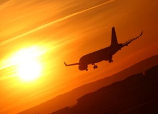 Российский оперштаб подтвердил приостановку полётов в Британию