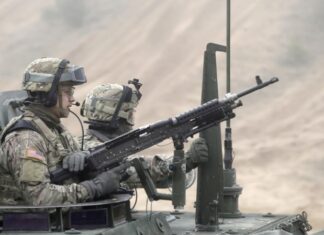 США намерены продолжать отправку Украине вооружения и инструкторов