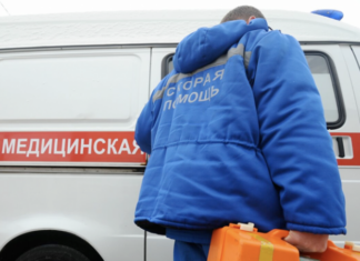 В Якутии четыре человека погибли в ДТП с микроавтобусом