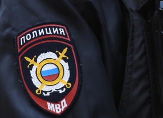 В Калужской области мужчина ранил полицейского при задержании