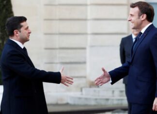 В Киеве анонсировали переговоры Зеленского с Макроном