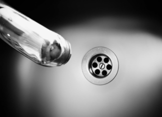 В Крыму назвали пока невозможным отказ от графиков подачи воды