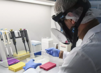 В Литве обнаружили неизвестную мутацию коронавируса