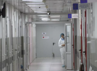 В Москве за сутки выявили 1901 случай коронавируса