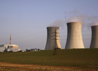 В «Росатоме» назвали нерыночным решение Чехии об АЭС «Дукованы»