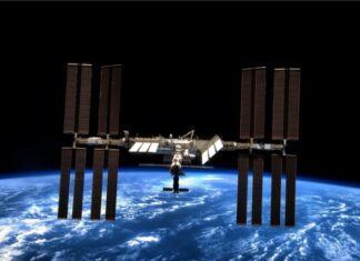 В «Роскосмосе» сообщили о планах по коррекции орбиты МКС