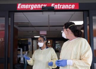 В США за сутки выявлено почти 80 тысяч случаев коронавируса