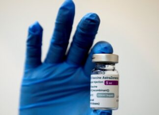 Пакистан получил 1,2 млн доз вакцины AstraZeneca