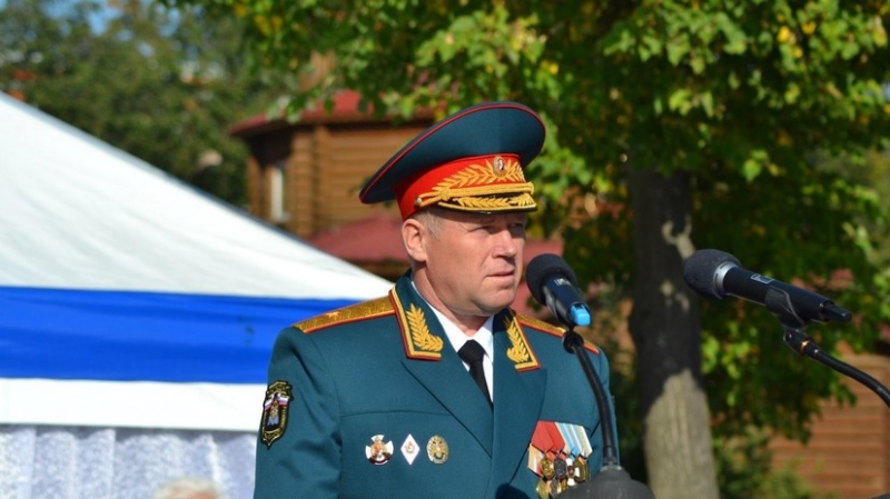 Путин освободил Барышева от должности замглавы МЧС России