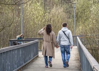 Роспотребнадзор рекомендует провести майские праздники за городом