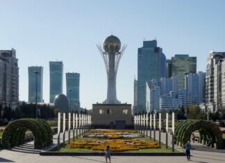 В Казахстане из-за COVID-19 перенесли торжества по случаю Дня Победы