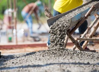 На что обратить внимание при заказе бетона на участок